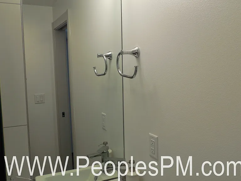 1775 16th Ave S — Photo 11