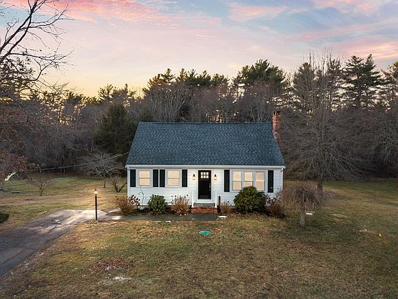2nd image of 50 Balsam Ave