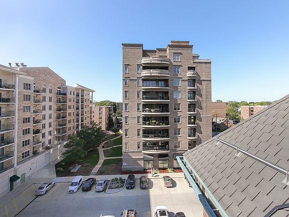 2nd image of 44 N Vail Ave APT 602