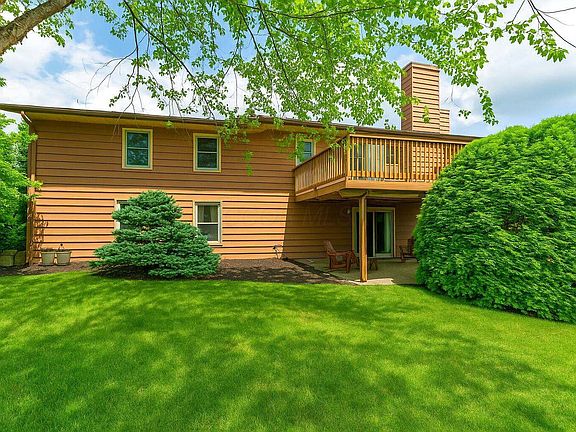 5th image of 2390 Penry Rd