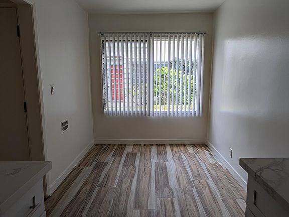 4th image of 11572 W Gateway Blvd #1/2