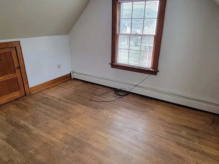 117 S Monroe Ave — Photo 22
