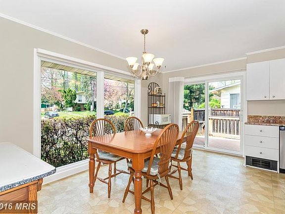 5th image of 14303 Woodcrest Dr