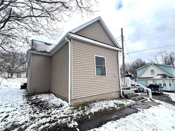 2103 Angelique St, Saint Joseph, MO 64501