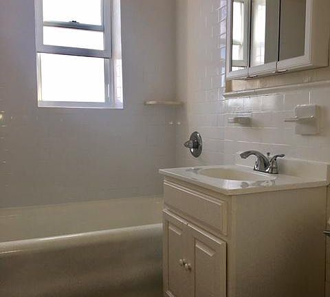 4th image of 285 Lincoln Ave APT 42