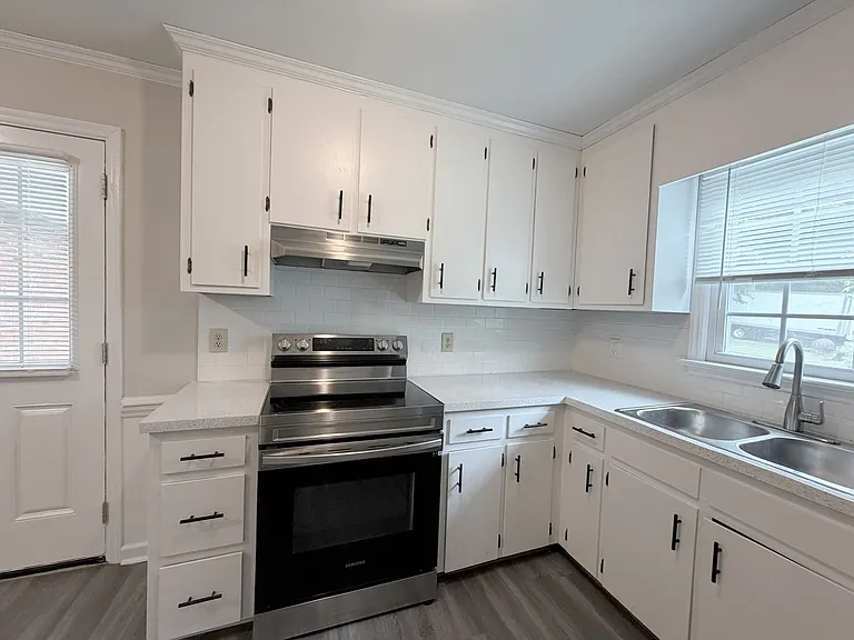 433 Creekway Dr — Photo 22