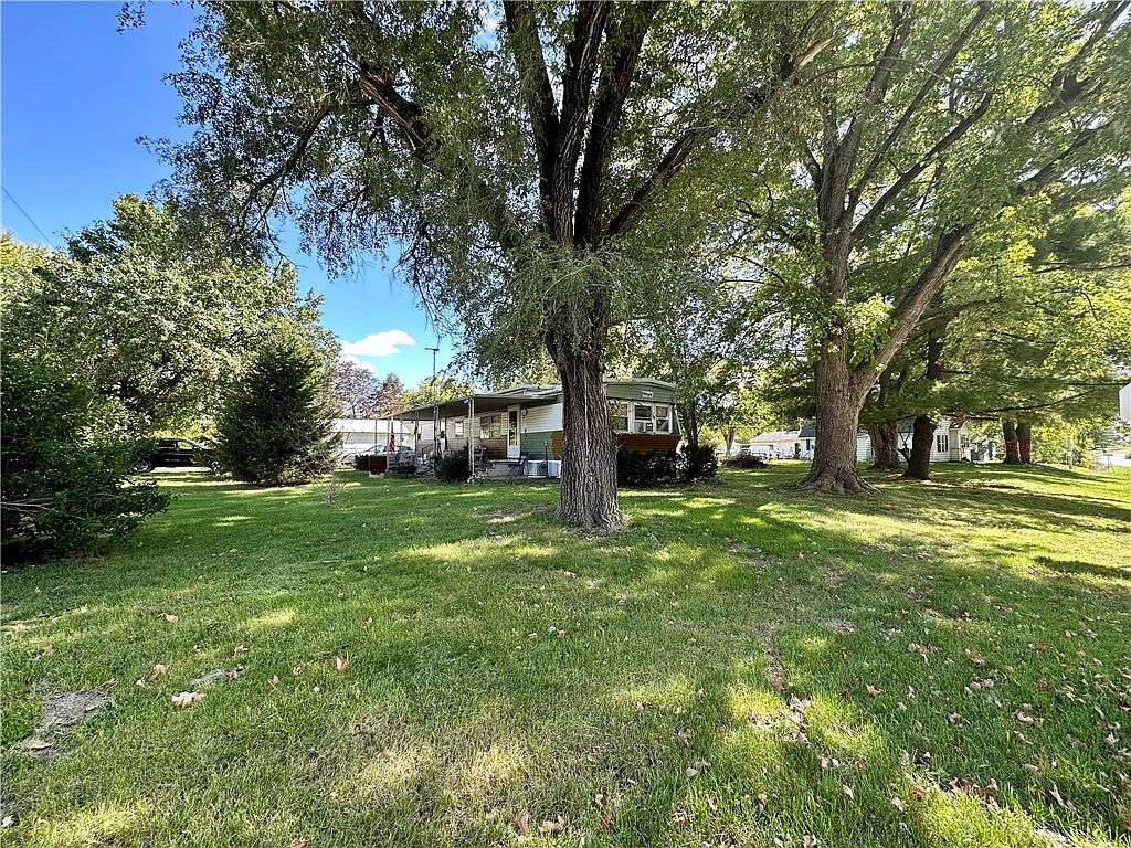 402 S Grand Ave, Cowden, IL 62422 MLS 6229691 Zillow