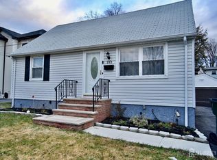 193 Old Rd, Sewaren, NJ 07077