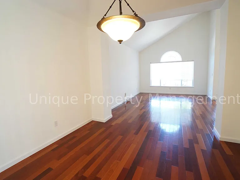 1536 Terry Lynn Ln — Photo 5