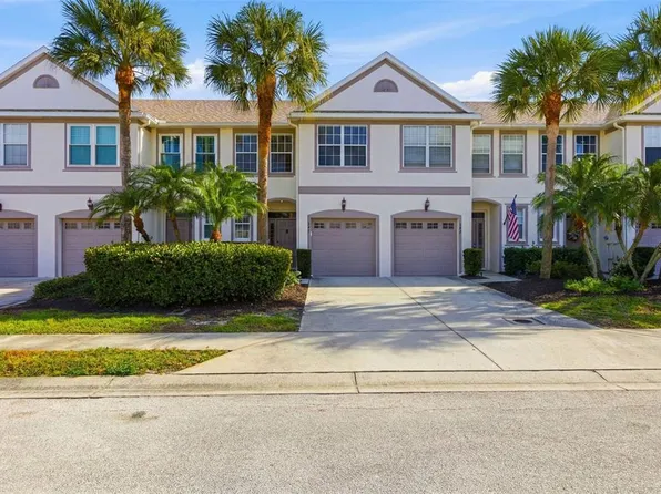 541 Black Lion Dr NE, Saint Petersburg, FL 33716