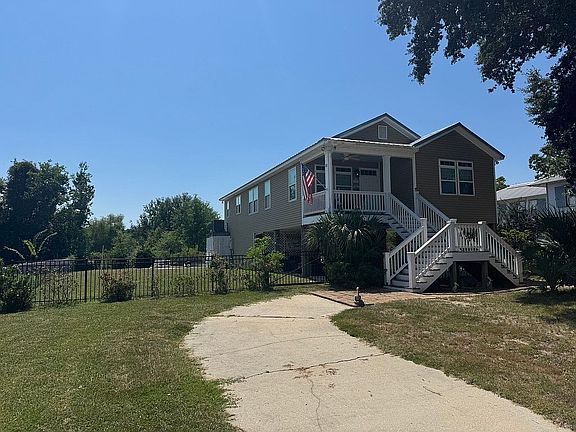 2nd image of 133 Sarahs Ln