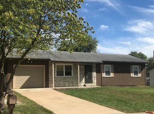1003 Persimmon Dr, Troy, MO 63379
