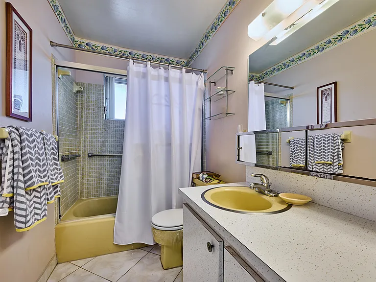 2804 Crosley Dr E #F — Photo 23