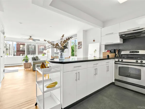 3080 47th Street #3A, Astoria, NY 11103