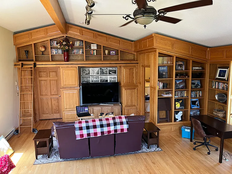 4329 Waville Rd NE — Photo 45