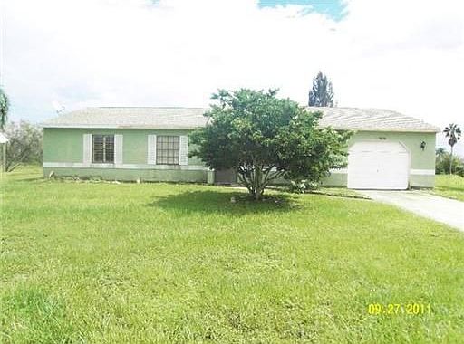2nd image of 1574 SE Collette Cir