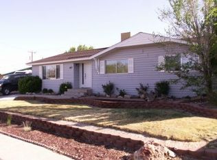 67 S Navajo Dr, Page, AZ 86040