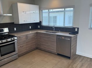 11670 Chenault St #8-D, Los Angeles, CA 90049