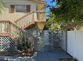 2008 Pierce St