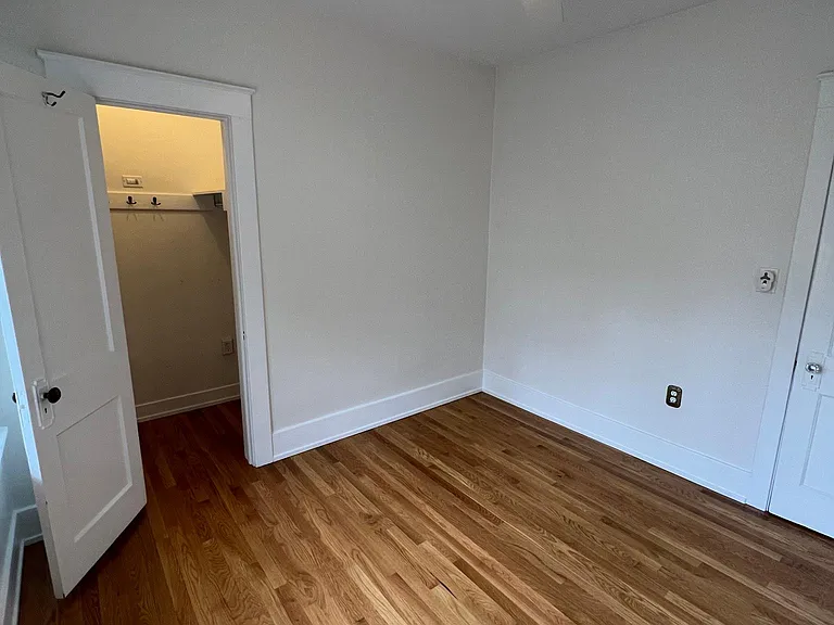 1130 E Palm Ln — Photo 23
