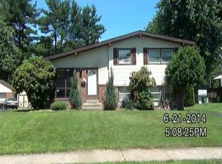 526 Portland Dr, Broomall, PA 19008
