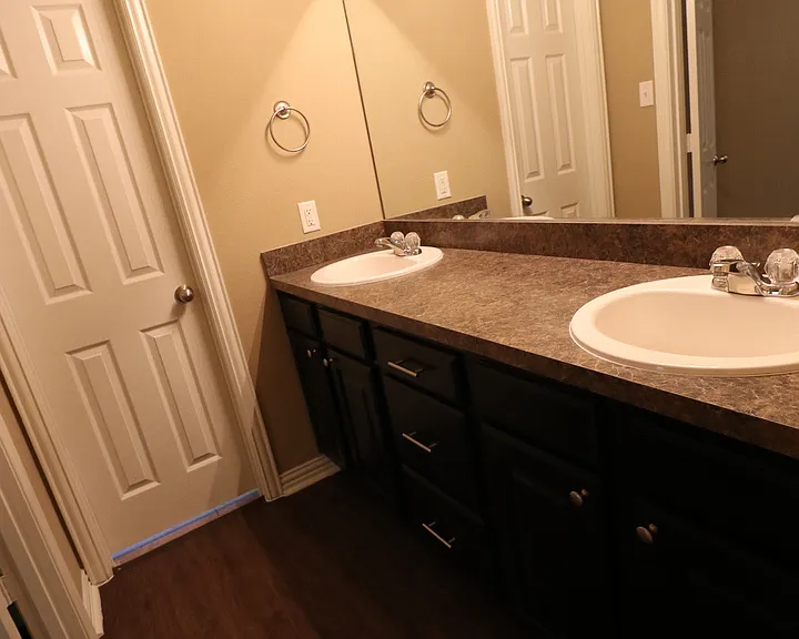 3001 Breton St — Photo 13