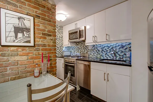 Sold by Compass | media 4