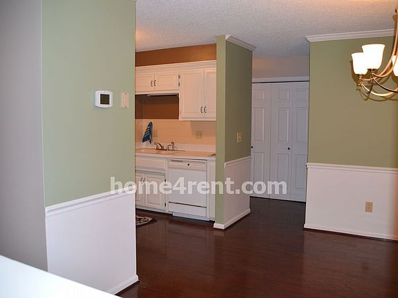 5th image of 5016 Walnut St APT D