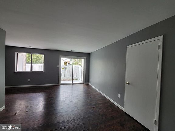 4th image of 2515 Cottonwood Ct
