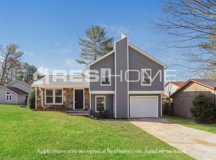 1091 Parkwest Ct, Stone Mountain, GA 30088