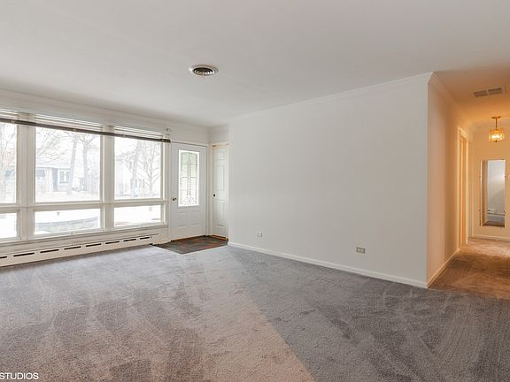 2nd image of 511 W Eugenia St