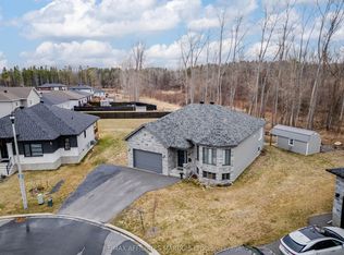 1108 Nicolas Cres, Cornwall, ON K6J0C1