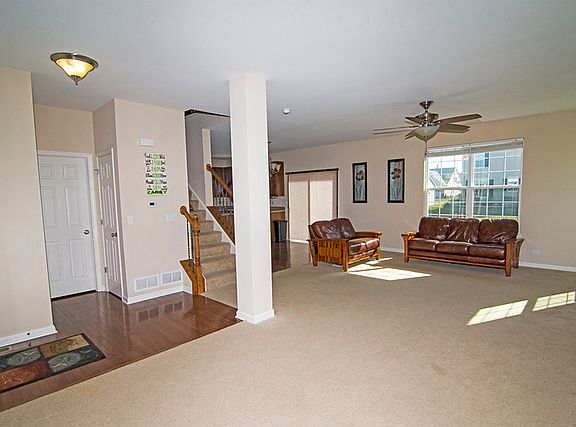 3rd image of 11873 Hawley Ln