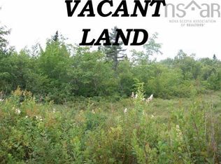 New Elm Rd, Lunenburg, NS B4V 7M4