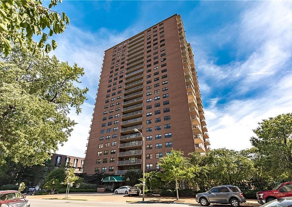 1st image of 4466 W Pine Blvd APT 17B