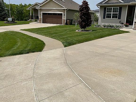 5th image of 8363 Dakota Dr