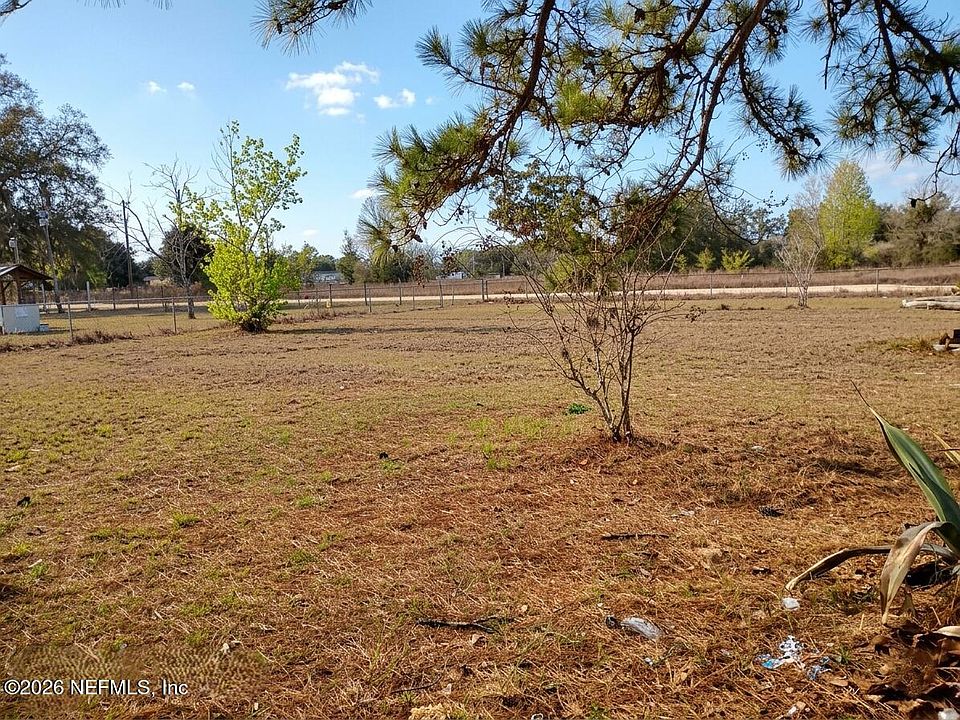 2nd image of 100 MAHOGANY Lane