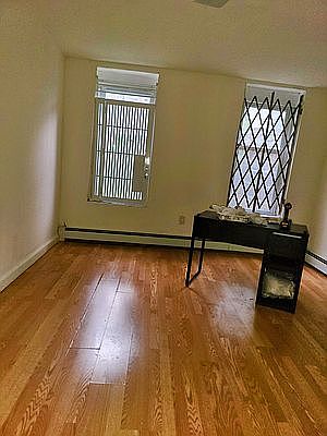 3rd image of 373 Marion St #1