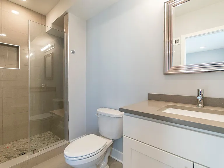 814 N Uber St — Photo 18