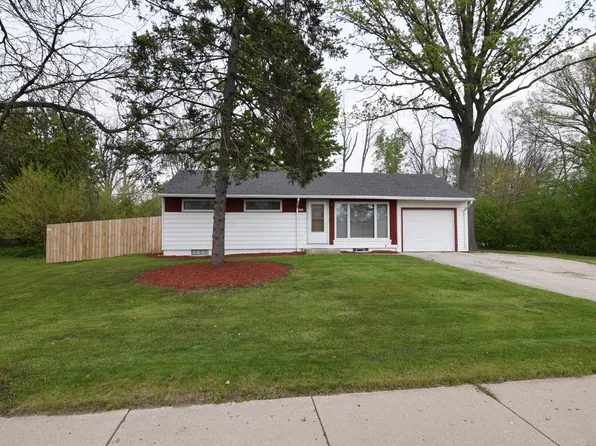 4400 West Green Tree ROAD, Milwaukee, WI 53223