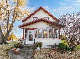 711 Elm St W, Nya, MN 55368