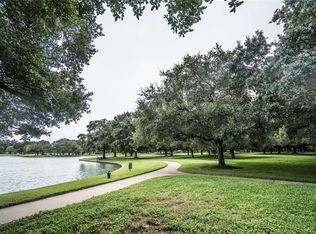 5519 Ambrose Dr, Sugar Land, TX 77479