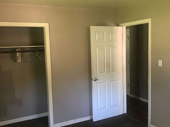 5th image of 2926 Hillcrest St