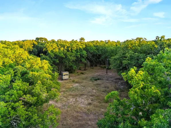 Longhorn Parkway & Hwy #31, Axtell, TX 76624