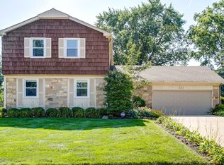 521 Arbor Gate Ln, Buffalo Grove, IL 60089