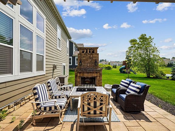 3rd image of 4652 Sanctuary Dr