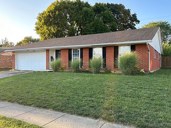 3rd image of 5593 Camerford Dr