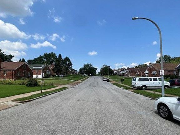 3rd image of 6131 Lalite Ave