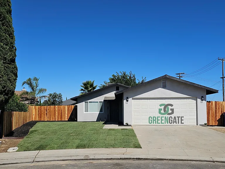 901 Valente Way — Photo 1