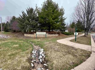 9277 E Summerfield Dr #42, Traverse City, MI
